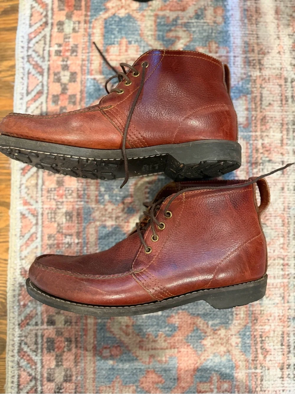 Gokey Chukka Boots in Chestnut Brown